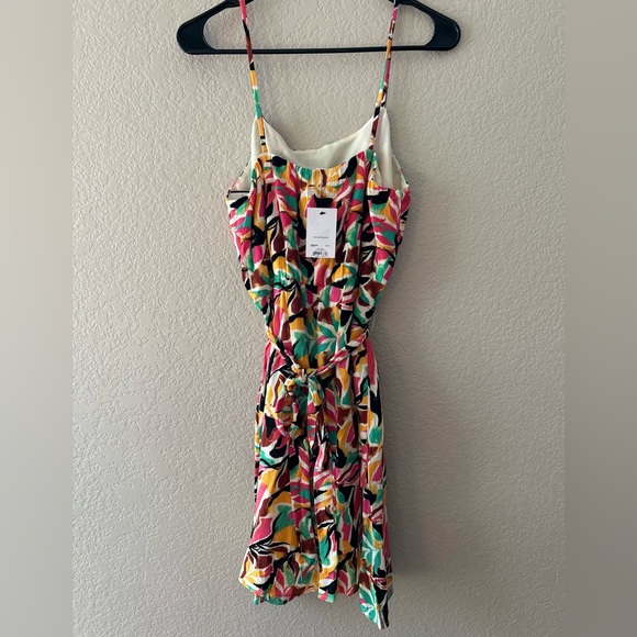 🆕 Nine West Crosshatch Spaghetti Strap Flutter Hem Tie Waist Dress | M - Picture 3 of 6